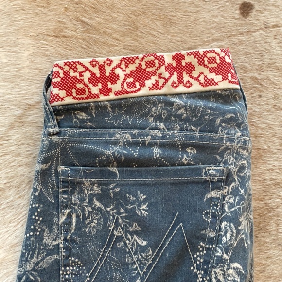 MOTHER - The Looker - size 26 bandanna floral print - like NEW - only worn once - Picture 3 of 9